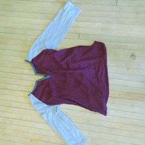 Semi-long sleeve tshirt